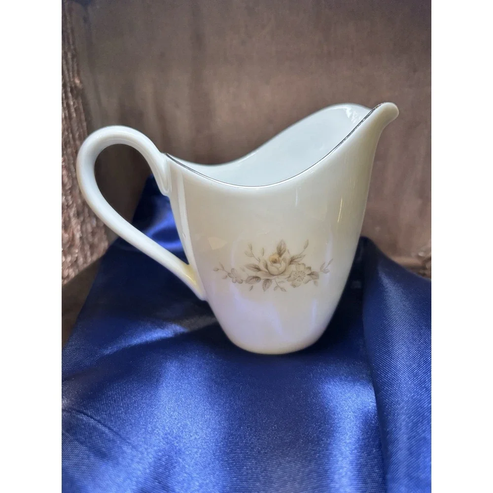 VTG Mikasa Fine China Royal Rose Creamer Japan #485 [Y]